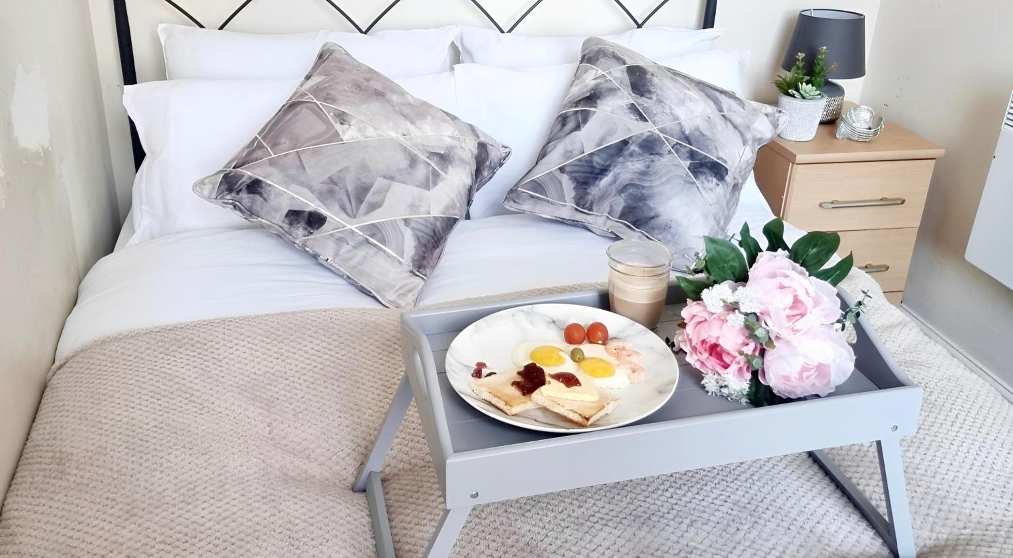 Comfy 2 Bedroom Flat Near Edinburgh City Center Экстерьер фото