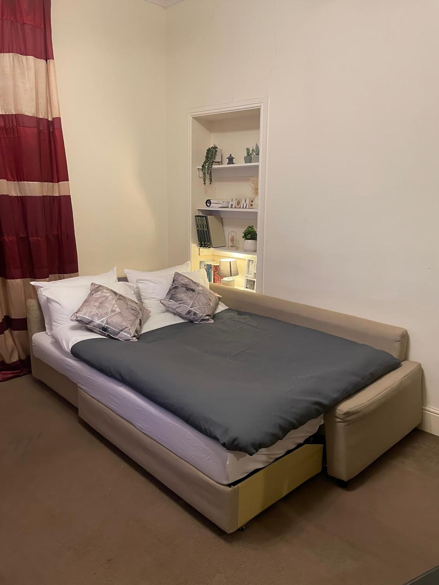 Comfy 2 Bedroom Flat Near Edinburgh City Center Экстерьер фото